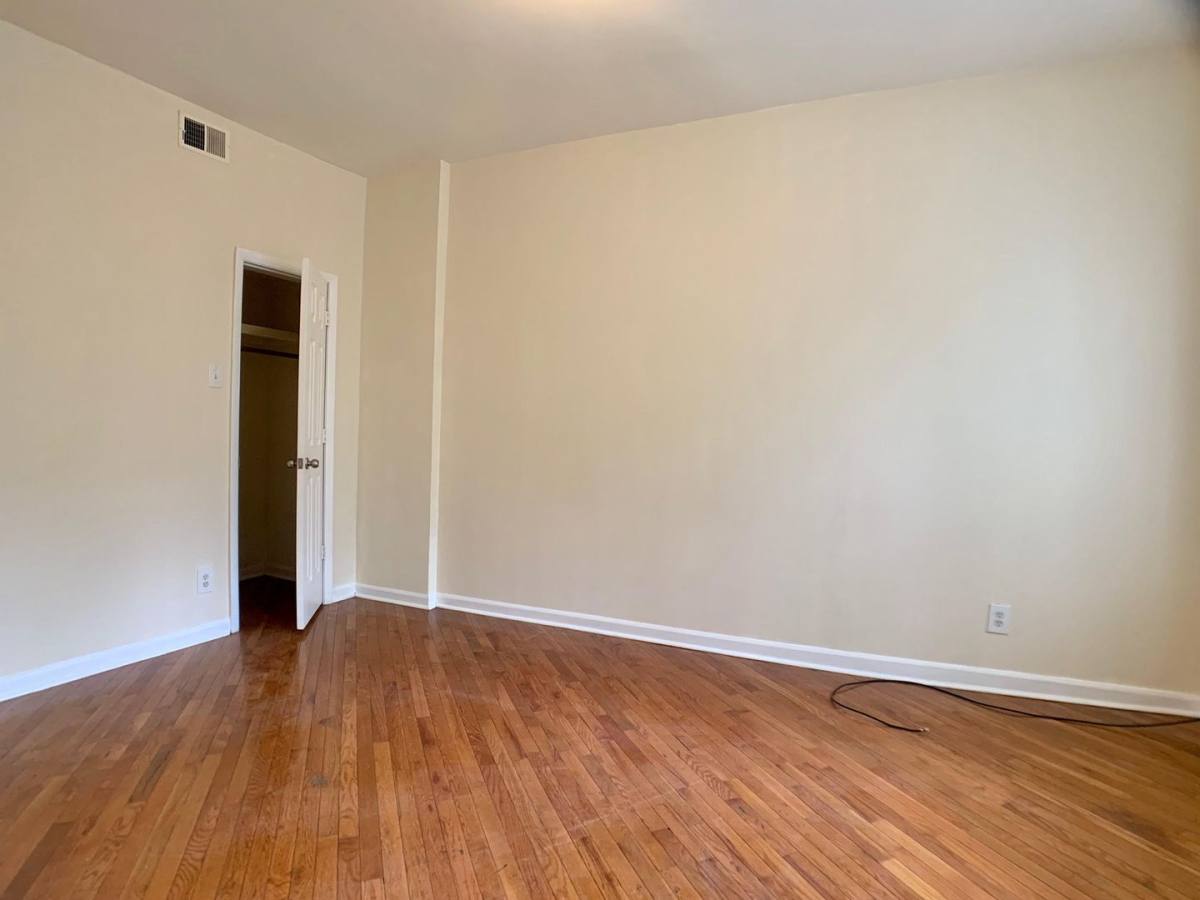 Apartment for rent at 600-02 Christiana 3338-44 Ohio, Chicago, IL 60624