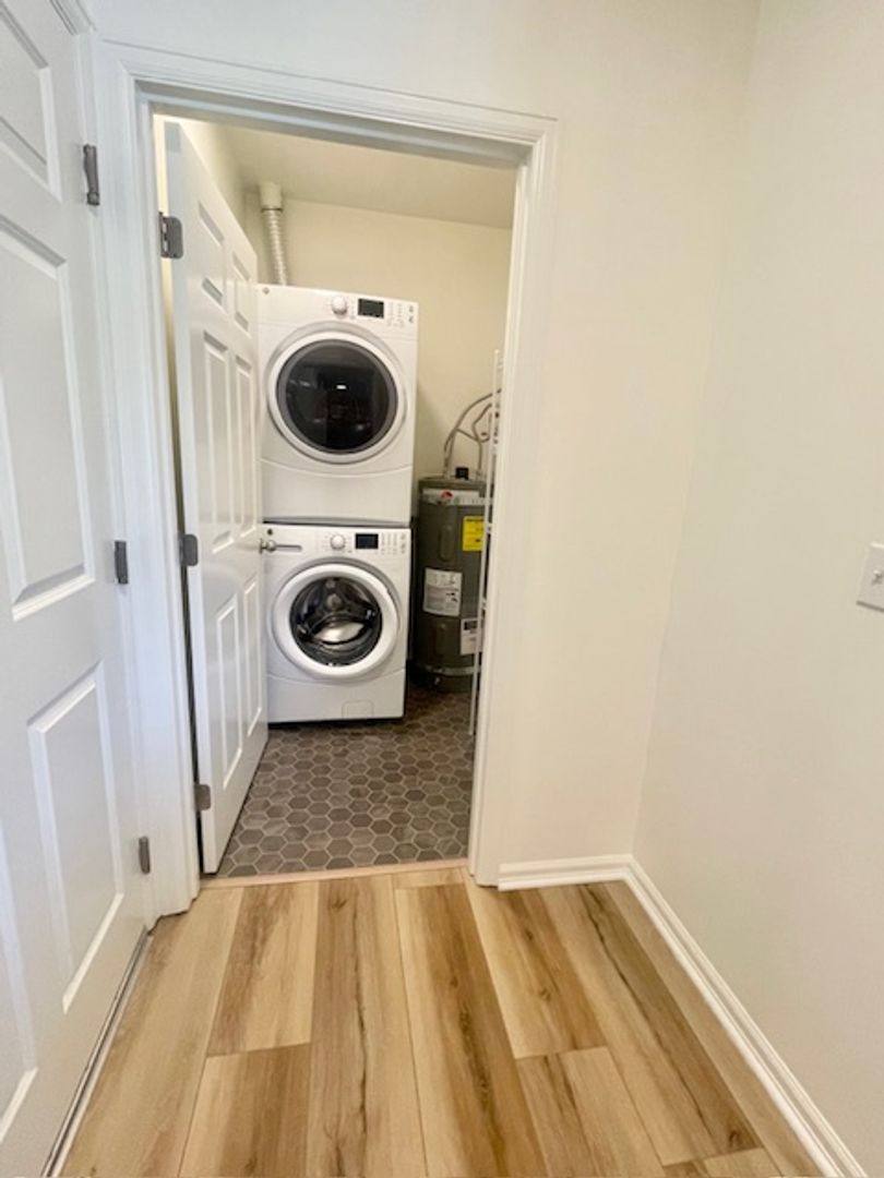 Apartment for rent at 14300 Greenwood Ave N, Seattle, WA 98133