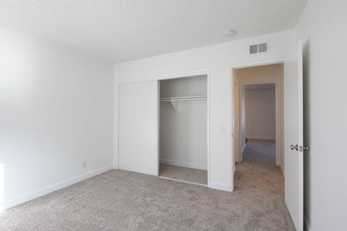 Stoneybrook, 1990 Apple St, Oceanside, CA 92054 - Apartment for Rent - Image 9