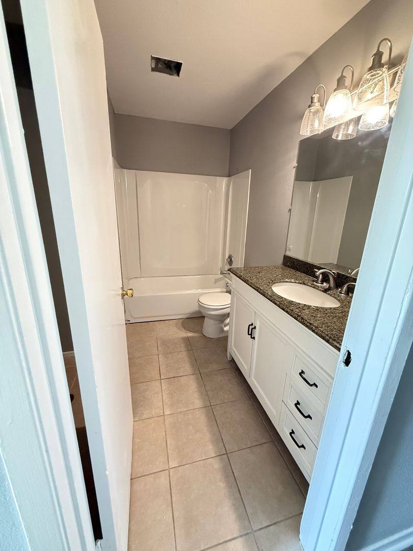 Apartment for rent at 1811 Magnolia Dr, Round Rock, TX 78664