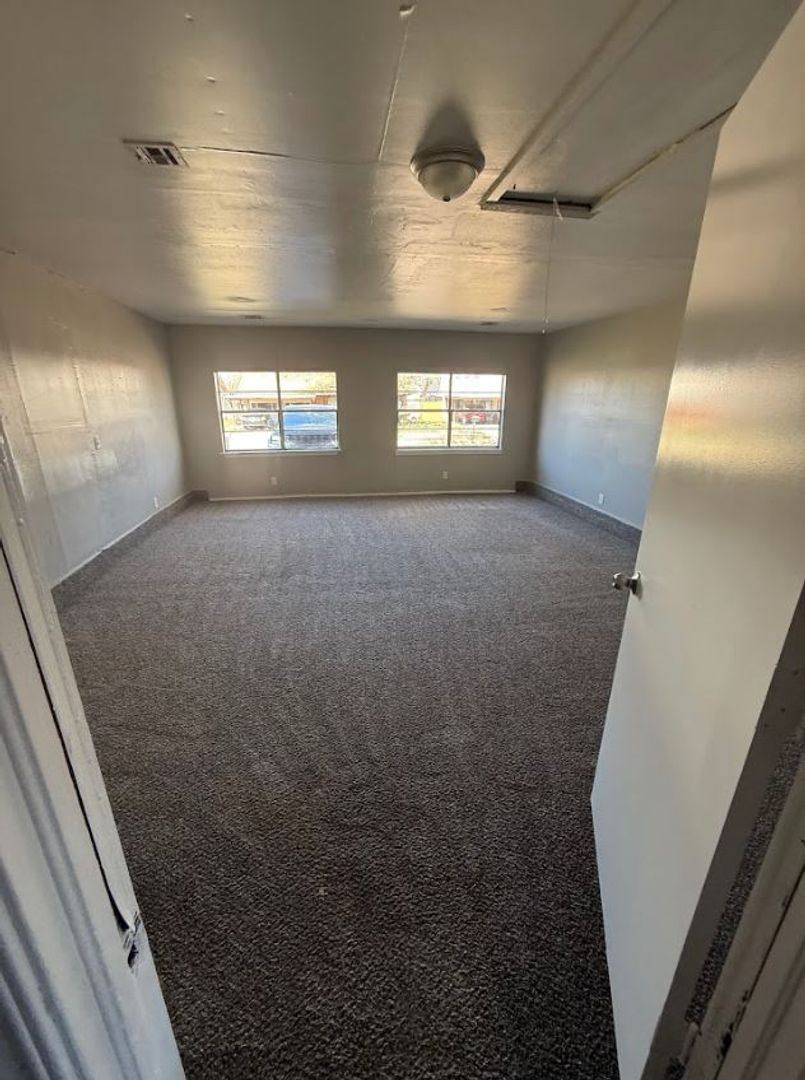 House for rent at 3024 Hillside Dr, Oklahoma City, OK 73115