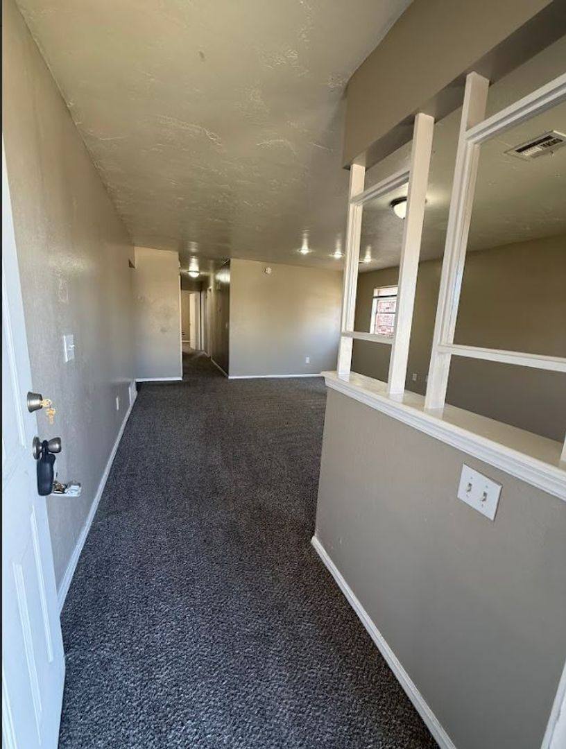 House for rent at 3024 Hillside Dr, Oklahoma City, OK 73115