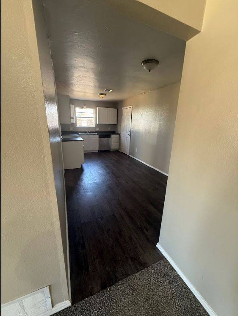 House for rent at 3024 Hillside Dr, Oklahoma City, OK 73115