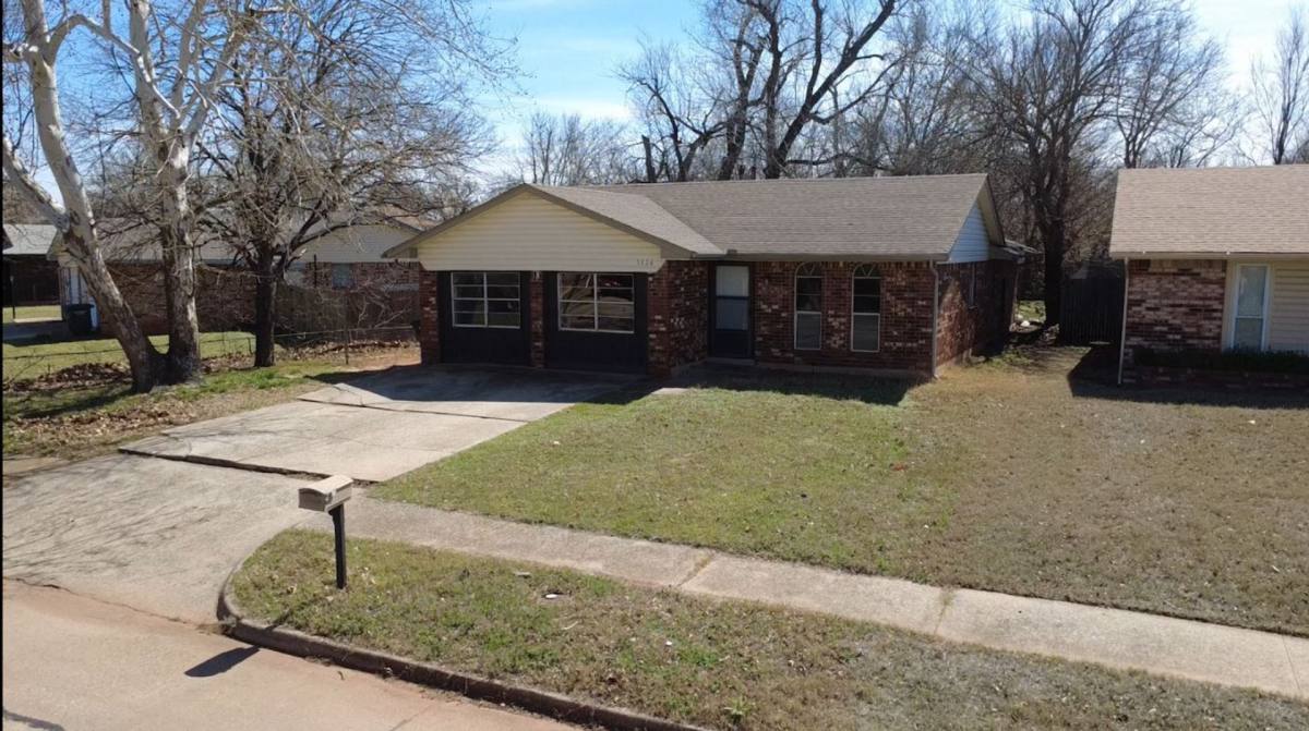 House for rent at 3024 Hillside Dr, Oklahoma City, OK 73115