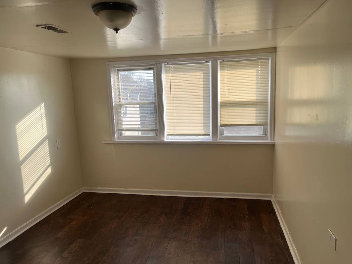 Apartment for rent at 1115 W 19th Place, Chicago, IL 60608