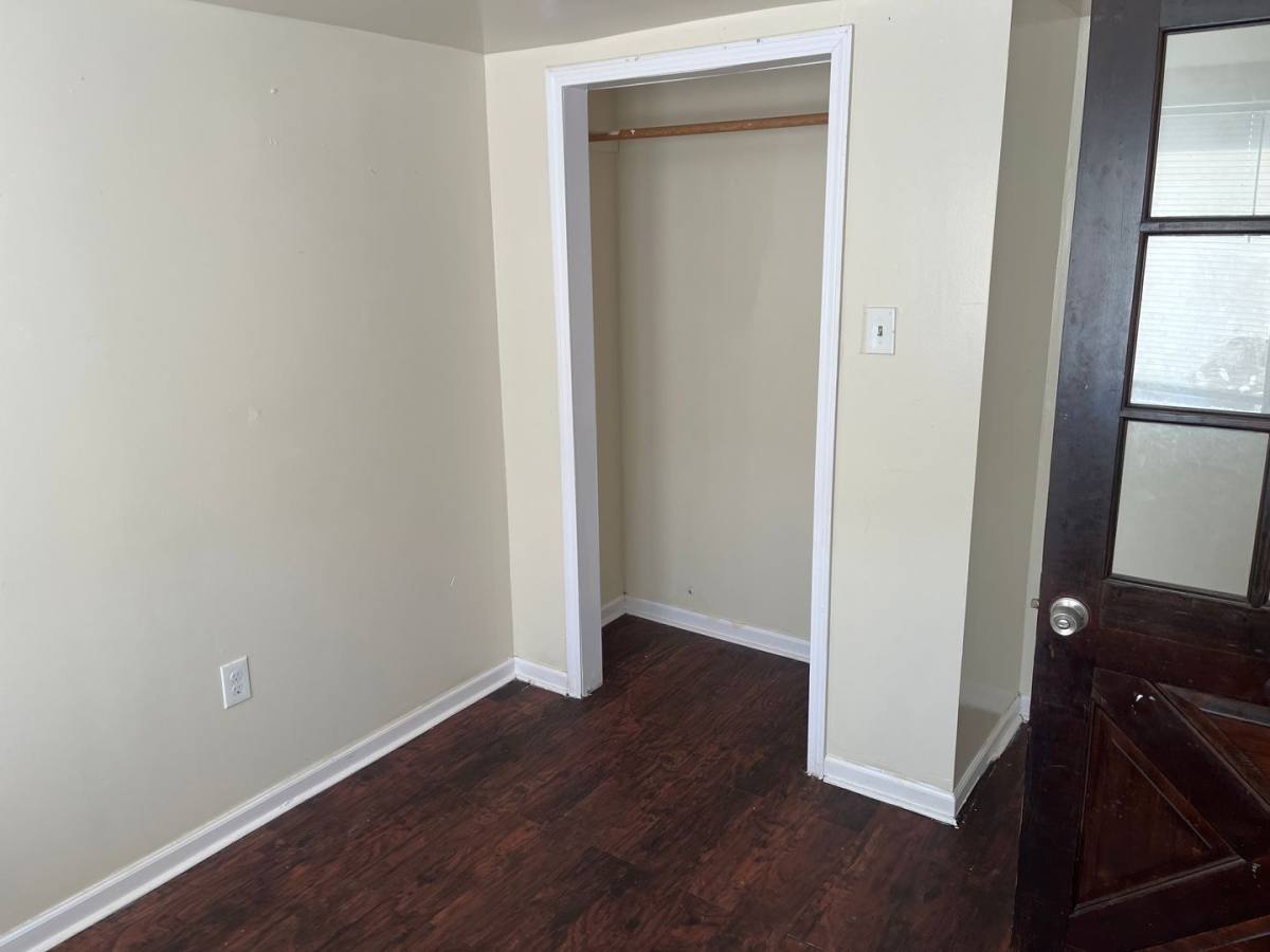 Apartment for rent at 1115 W 19th Place, Chicago, IL 60608