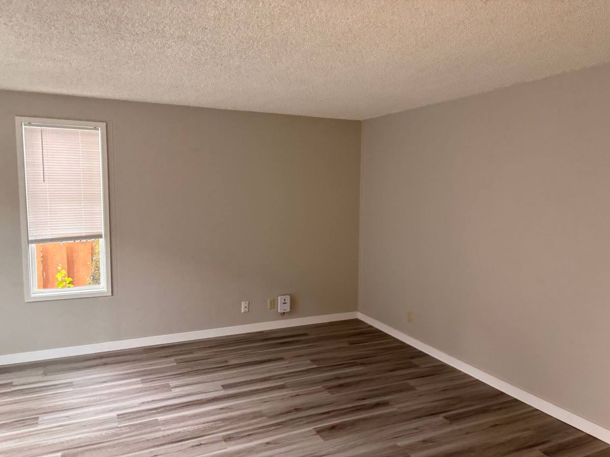 Apartment for rent at 608 R St, Vancouver, WA 98661