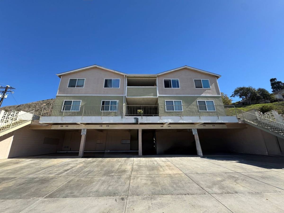 Apartment for rent at 268-282 Wall St, Ventura, CA 93001