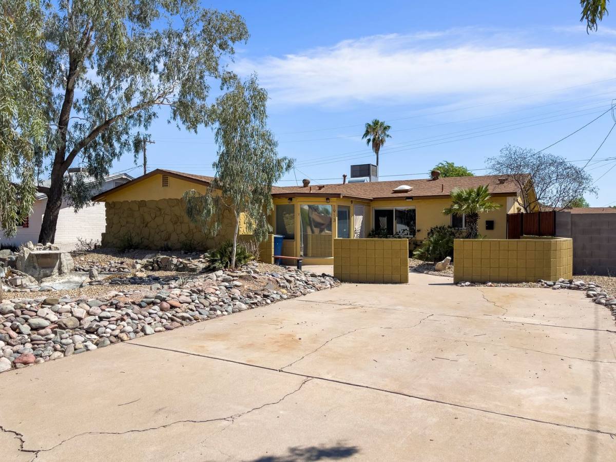 House for rent at 1913 E El Parque Dr, Tempe, AZ 85281