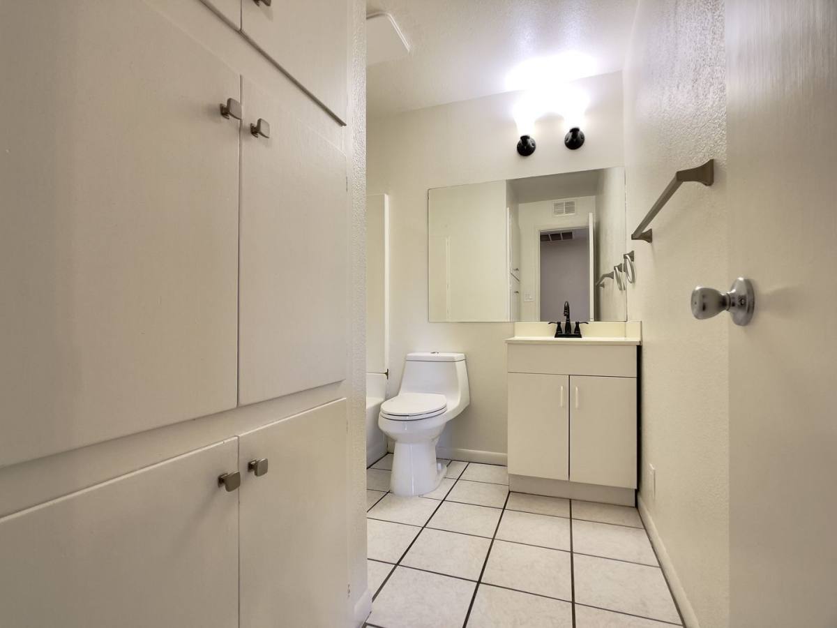 House for rent at 1913 E El Parque Dr, Tempe, AZ 85281