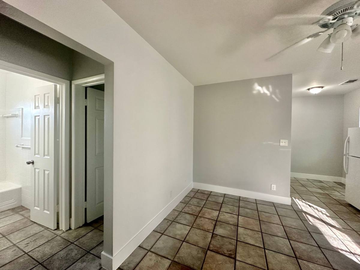 Apartment for rent at 4246 & 4300 Seagrape Dr, Fort Lauderdale, FL 33308