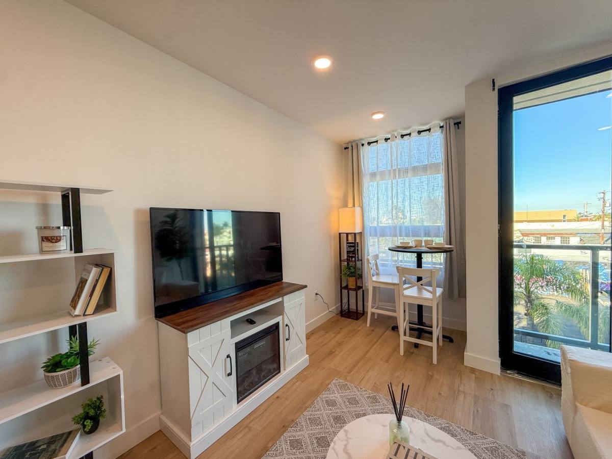Apartment for rent at 3450 El Cajon Blvd, San Diego, CA 92104