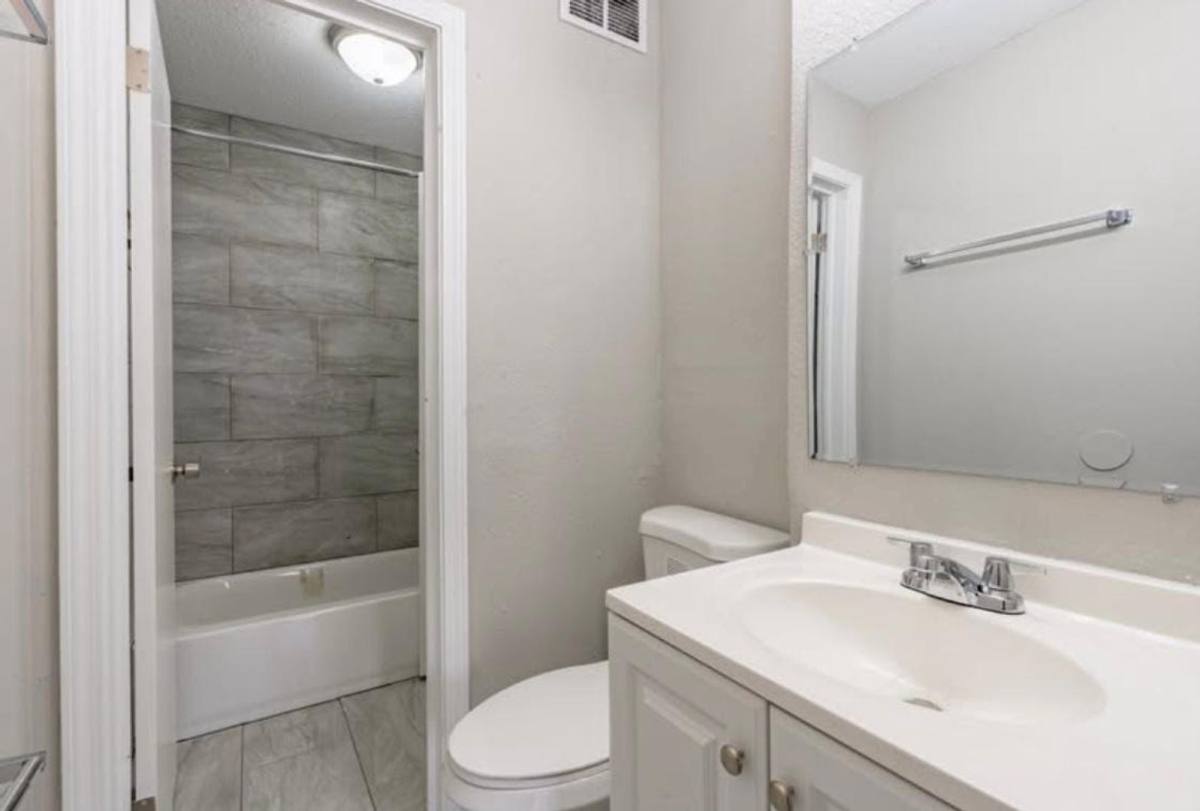 Apartment for rent at 2281 Ketchum Rd, Memphis, TN 38114