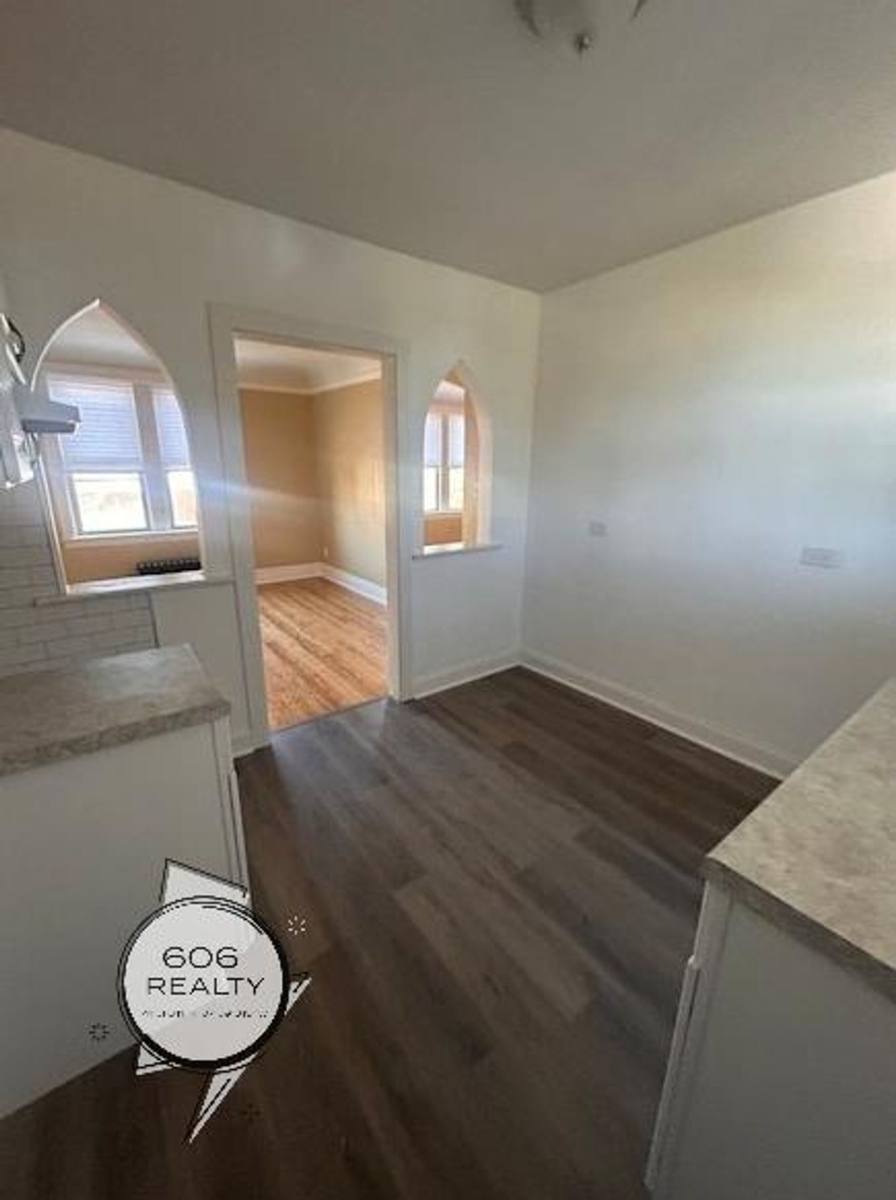 Apartment for rent at 3144 S Harlem Ave, Riverside, IL 60546
