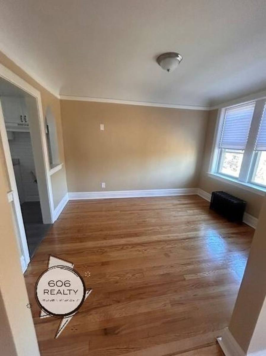 Apartment for rent at 3144 S Harlem Ave, Riverside, IL 60546