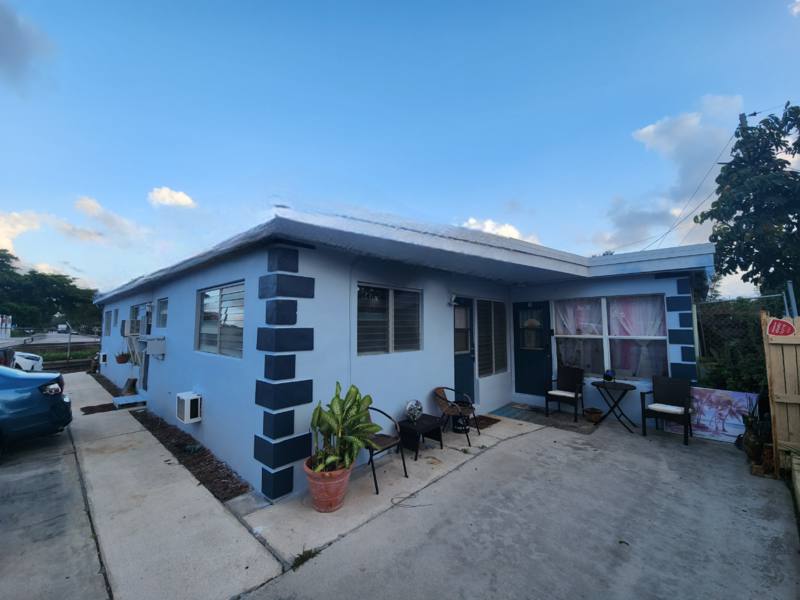Apartment for rent at 601 Latona Ave #1, Lake Worth Beach, FL 33460