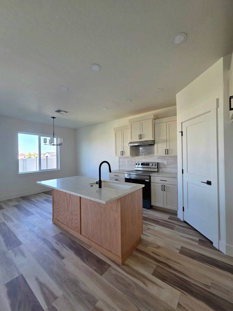 Apartment for rent at 363 Eden Rose St, Wilder, ID 83676