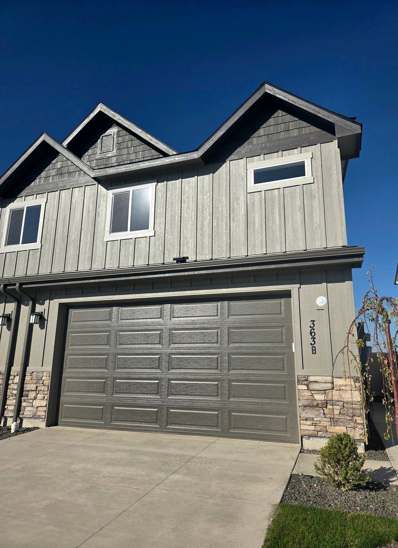 Apartment for rent at 363 Eden Rose St, Wilder, ID 83676