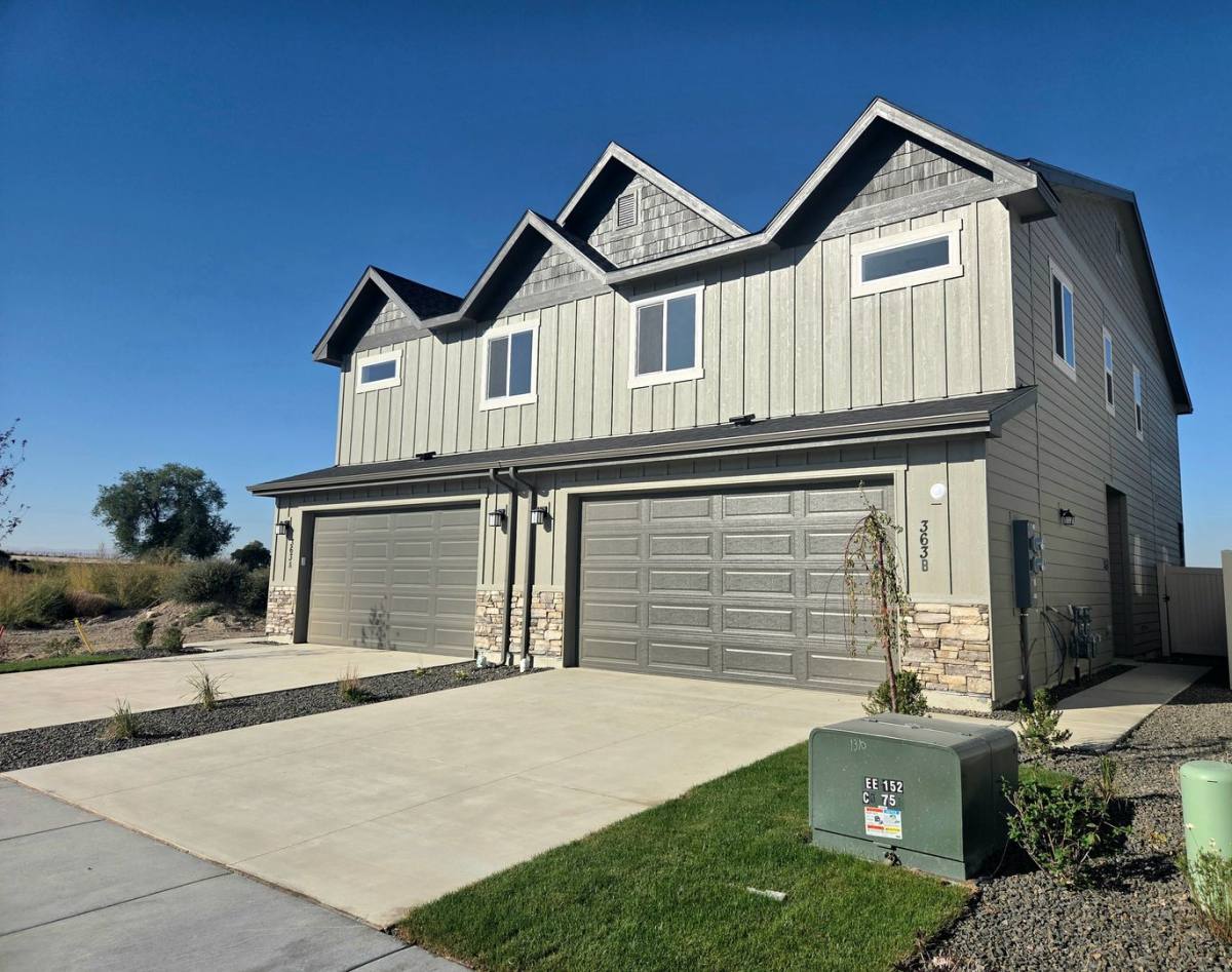 Apartment for rent at 363 Eden Rose St, Wilder, ID 83676