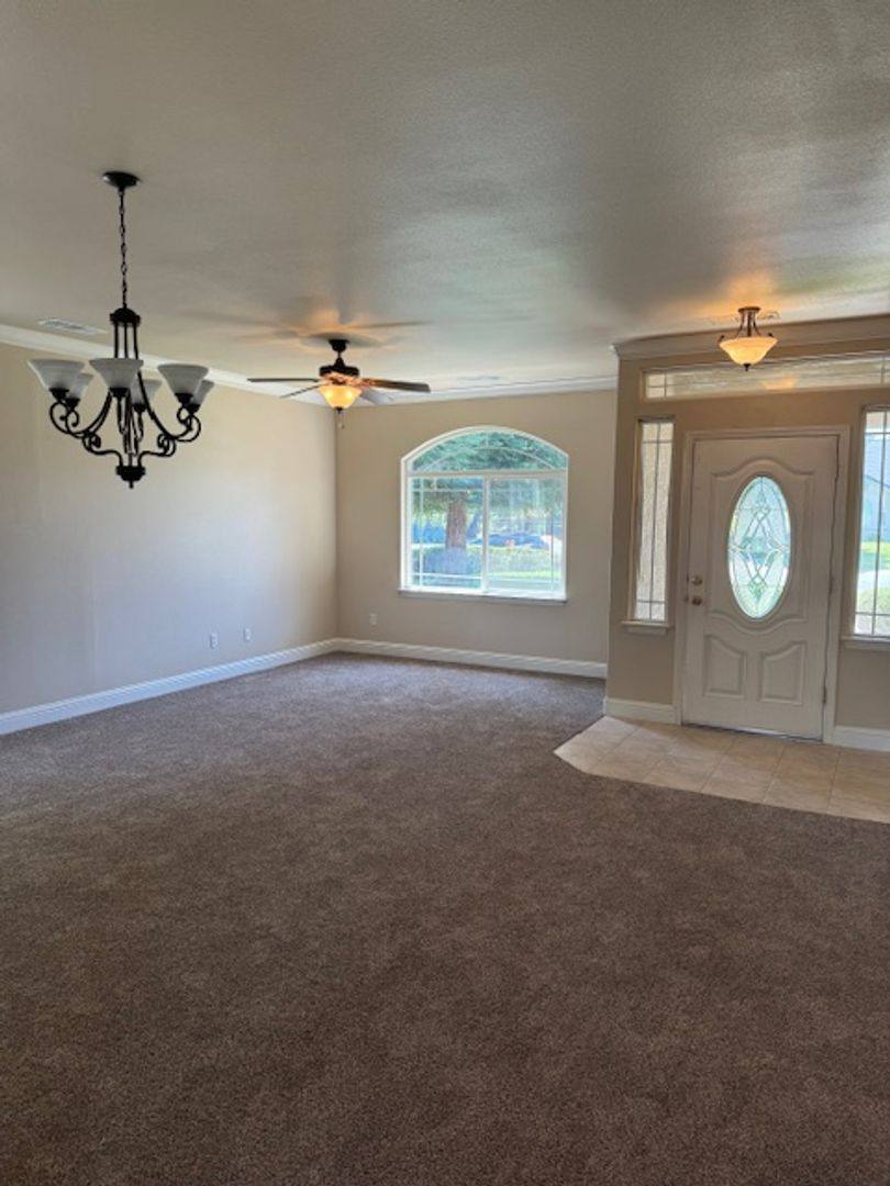 House for rent at 1390 Empress Lane, Redding, CA 96002