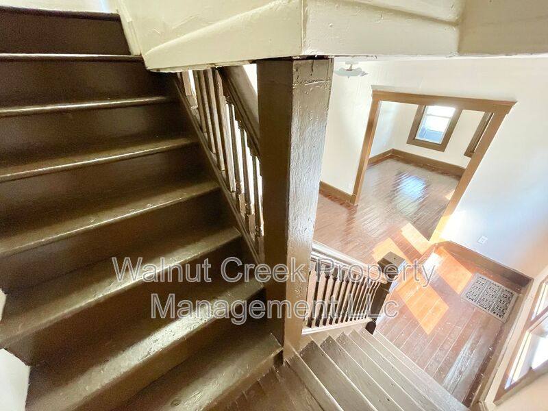 Apartment for rent at 1816 -1818 E 29th St, Lorain, OH 44055