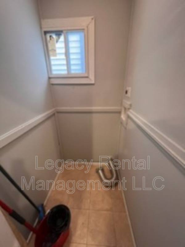 Apartment for rent at 4 Broad St #1B, Beaver Meadows, PA 18216