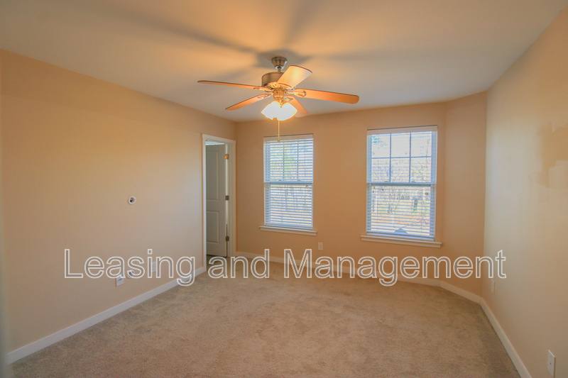 House for rent at 4946 Ballantine Dr, Summerville, SC 29485