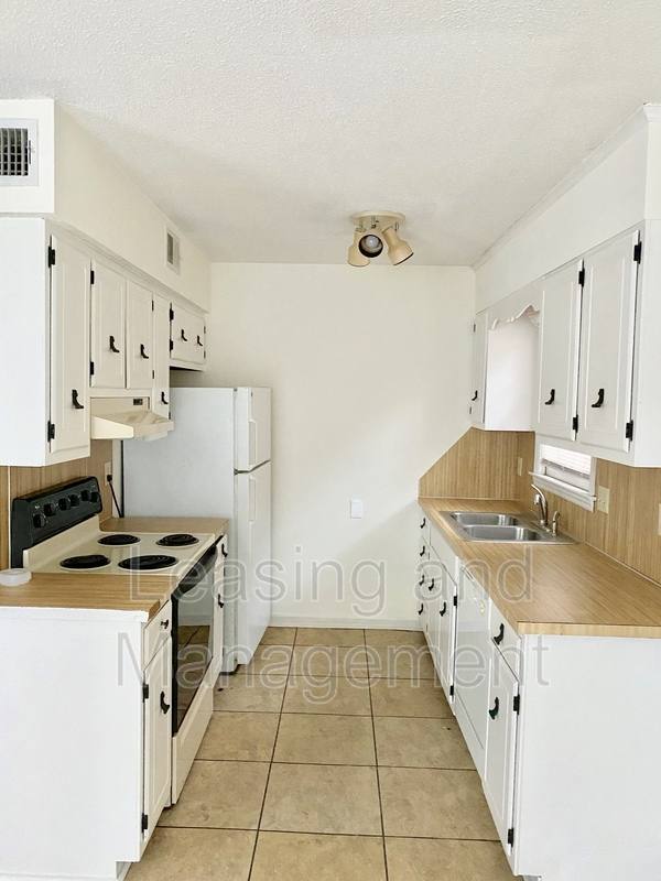 Apartment for rent at 912 Sea Gull Dr #B, Mount Pleasant, SC 29464