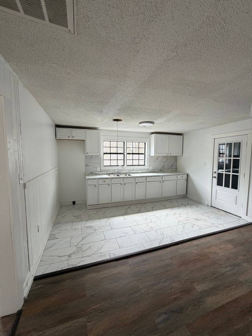 House for rent at 3081 Sunrise St, Memphis, TN 38127