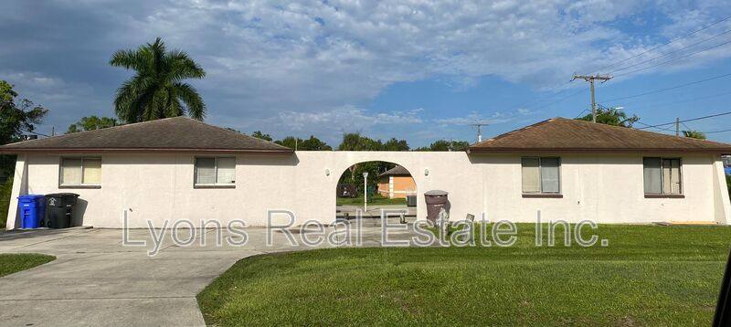 Apartment for rent at 1916 High St, Fort Myers, FL 33916