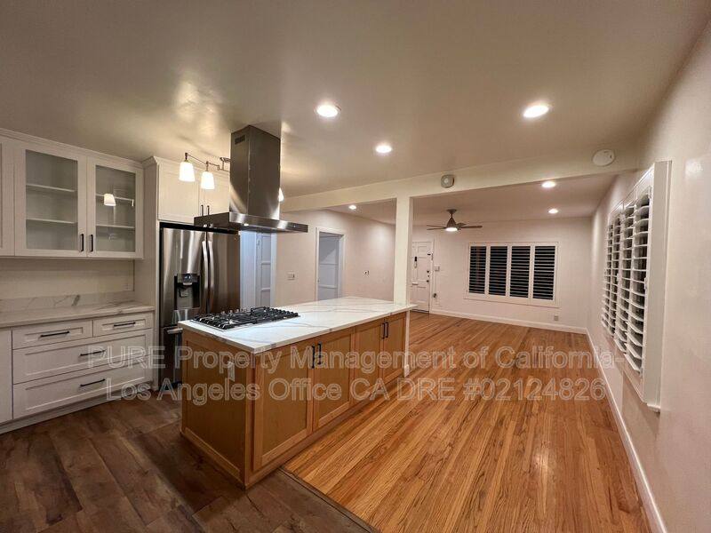 House for rent at 1910 W 94th Place, Los Angeles, CA 90047