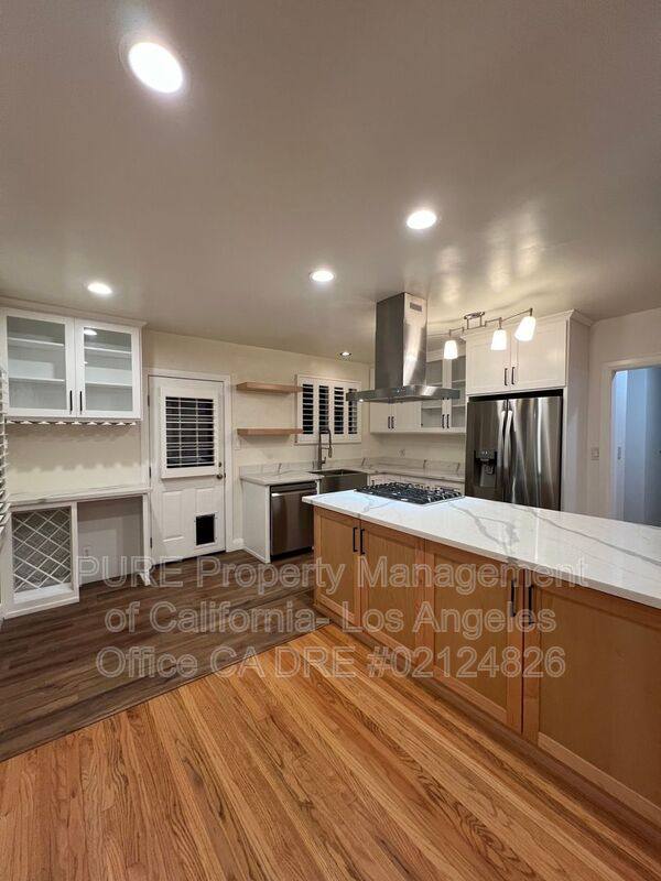 House for rent at 1910 W 94th Place, Los Angeles, CA 90047