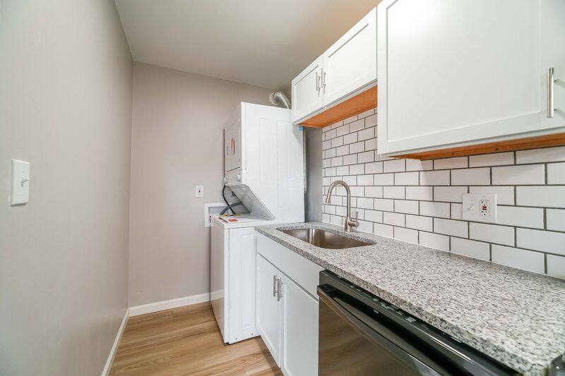 Apartment for rent at 1075 Oak St #F, Columbus, OH 43205