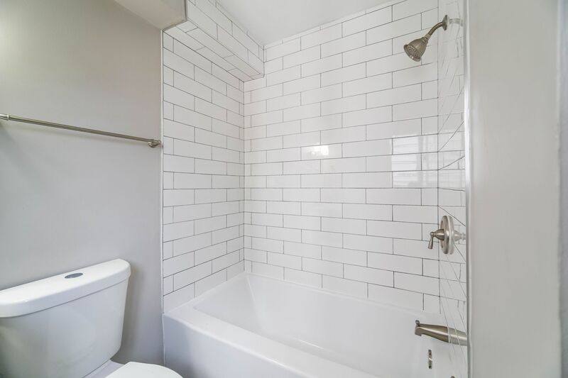 Apartment for rent at 1075 Oak St #F, Columbus, OH 43205