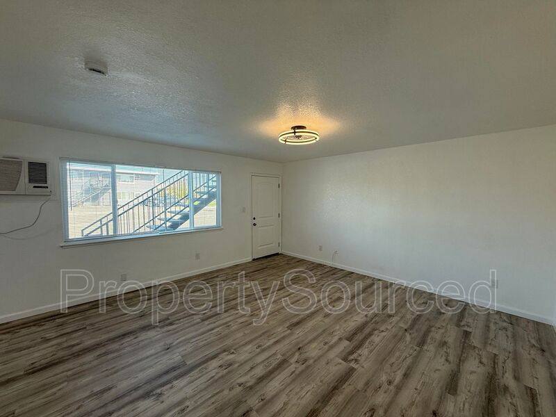 Apartment for rent at 911 H St #2, Lathrop, CA 95330