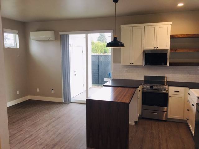 Apartment for rent at 1711 River Rd, Eugene, OR 97404