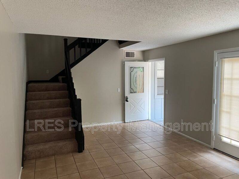 Townhouse for rent at 4620 Lighthouse Circle, Orlando, FL 32808