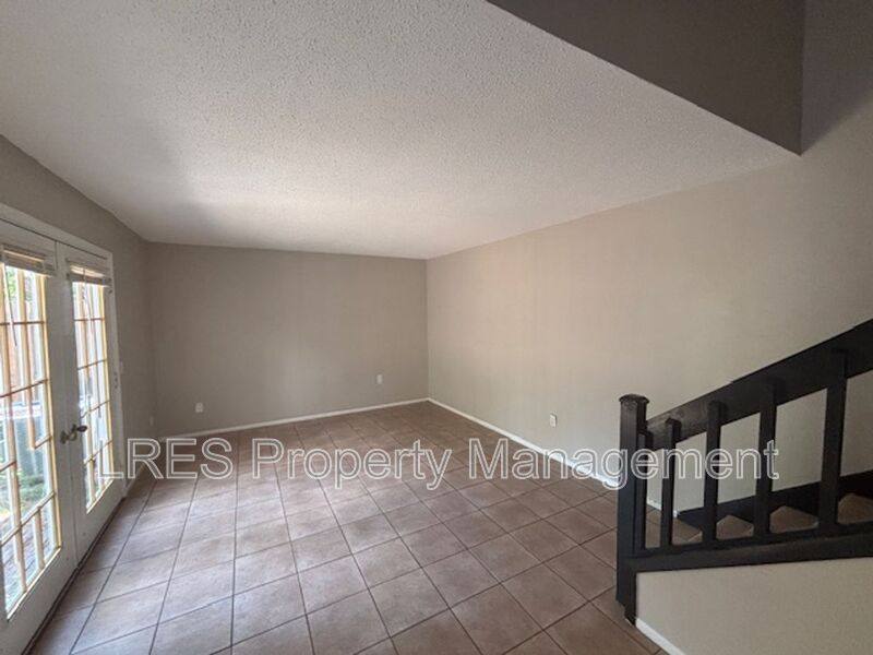 Townhouse for rent at 4620 Lighthouse Circle, Orlando, FL 32808