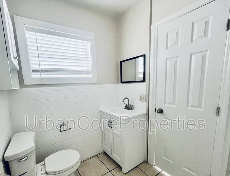 Apartment for rent at 232 4th St N #30, Saint Petersburg, FL 33701
