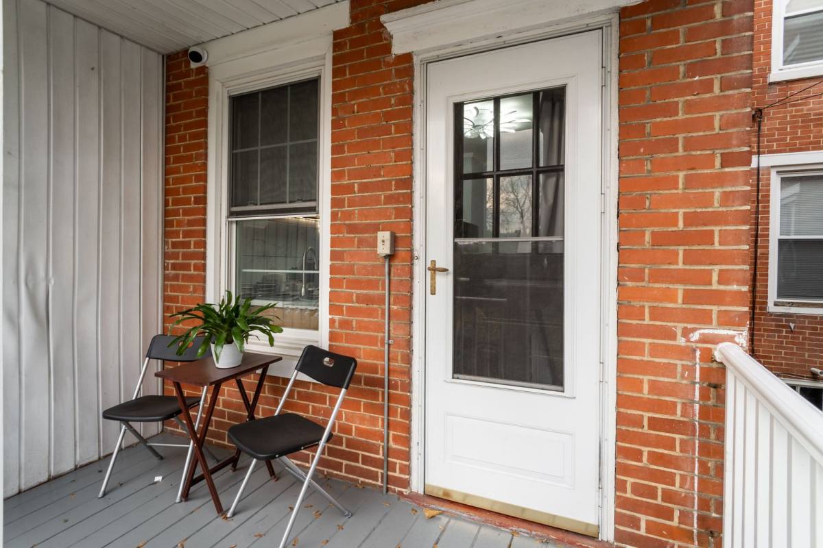 Townhouse for rent at 158 E High St, Carlisle, PA 17013