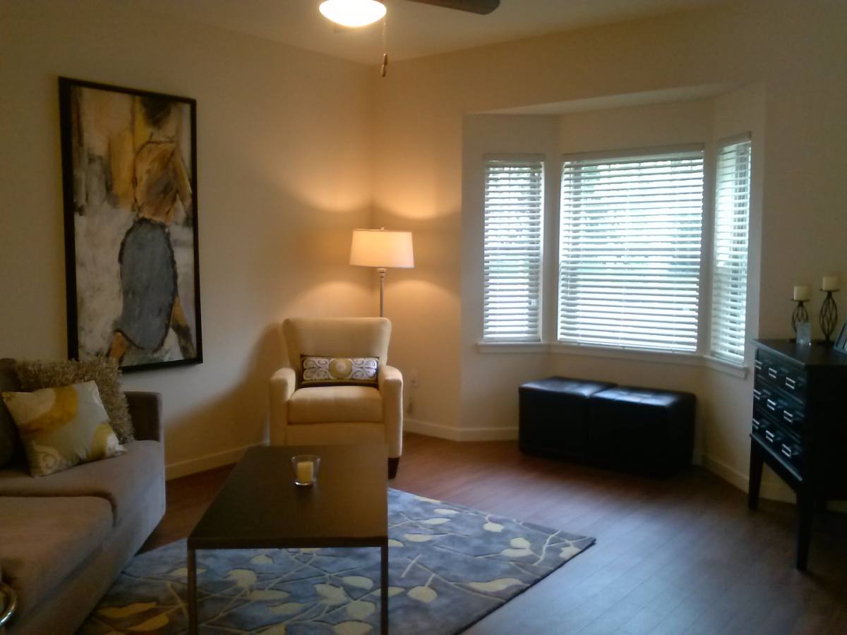 Apartment for rent at 3940 H St, Sacramento, CA 95819