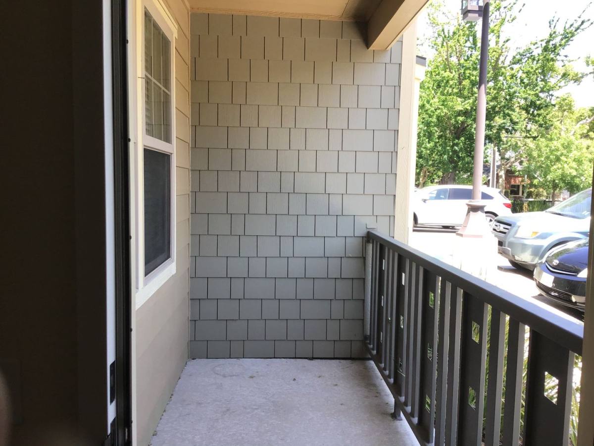 Apartment for rent at 3940 H St, Sacramento, CA 95819