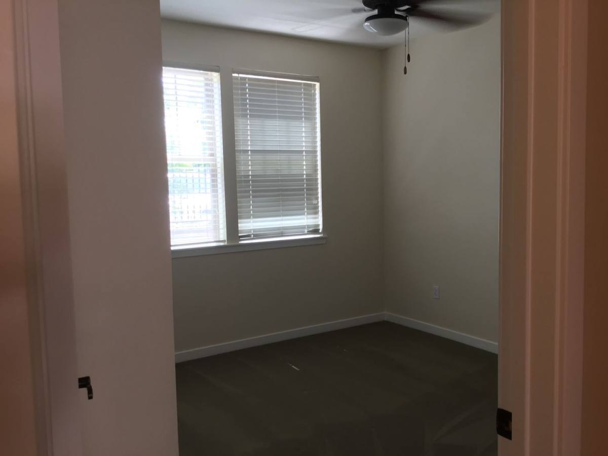 Apartment for rent at 3940 H St, Sacramento, CA 95819
