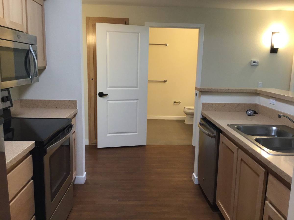 Apartment for rent at 3940 H St, Sacramento, CA 95819