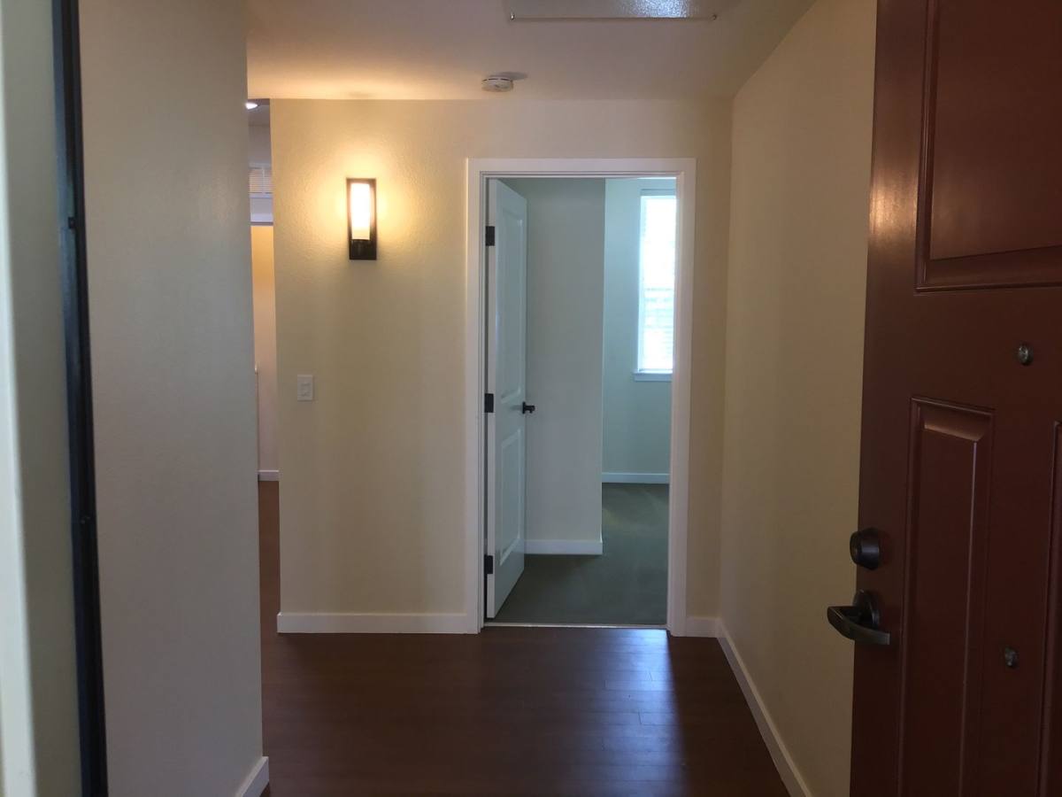 Apartment for rent at 3940 H St, Sacramento, CA 95819