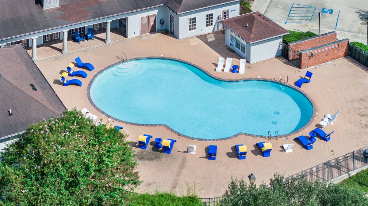 Apartment for rent at 13675 Coursey Blvd, Baton Rouge, LA 70817