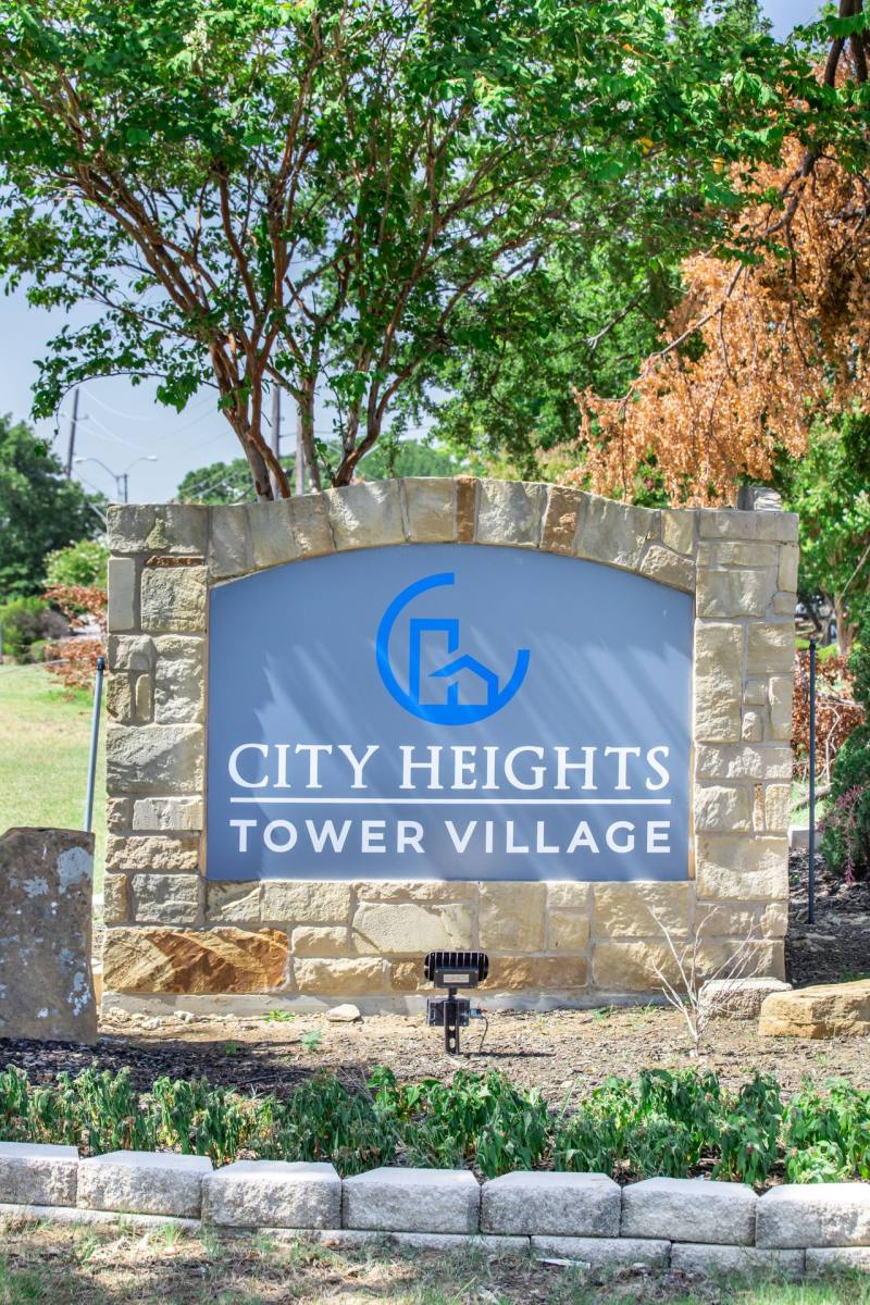 Apartment for rent at 1700 E Northgate Dr, Irving, TX 75062