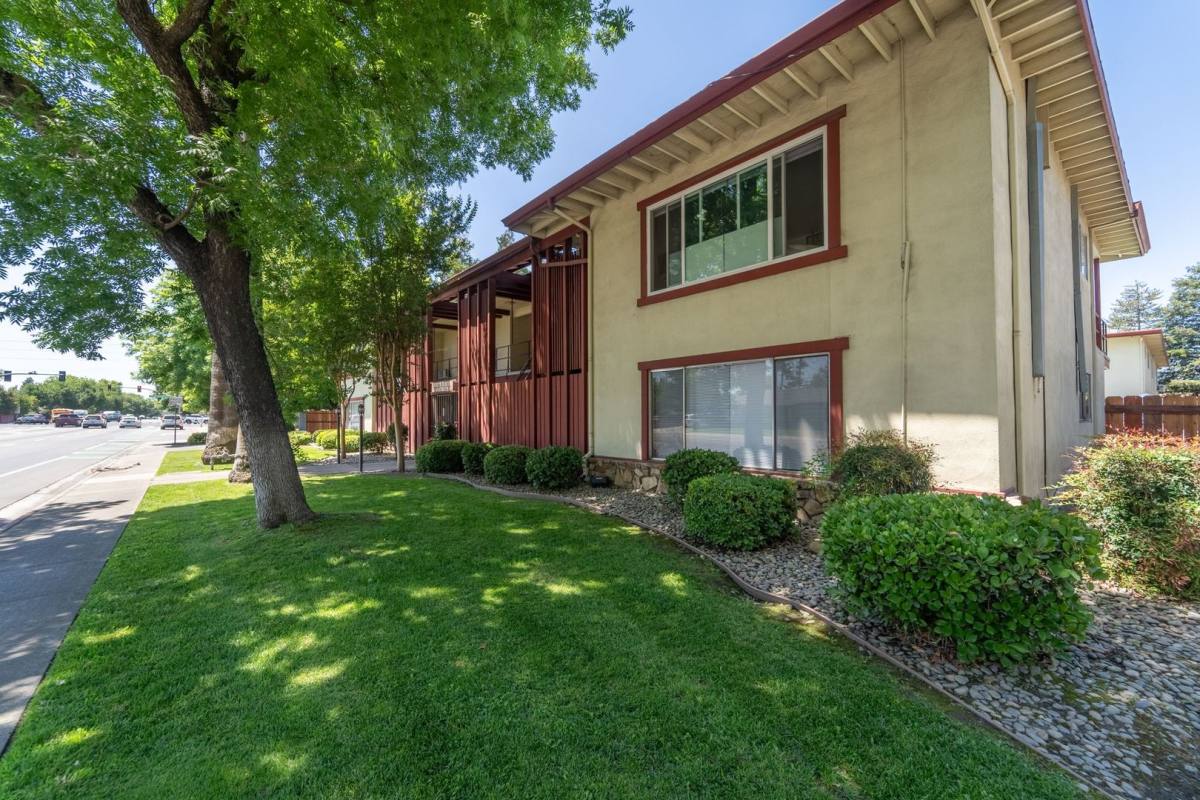 Apartment for rent at 1821 Tully Rd, Modesto, CA 95350