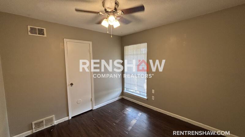 House for rent at 2890 Meadowbrook Dr, Horn Lake, MS 38637