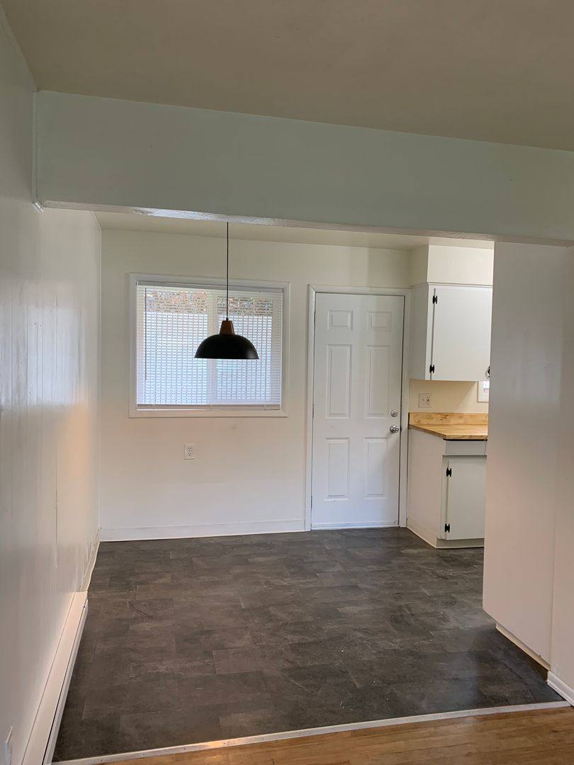 Apartment for rent at 2551 Hyde Court SE, Salem, OR 97301